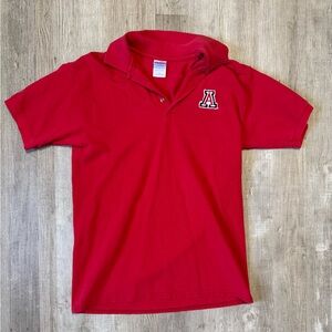 Red Uofa shirt